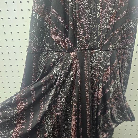 BCBGeneration Dress - Picture 3 of 7